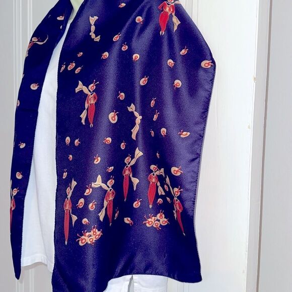 Vtg Transform dark purply blue polyester scarf with person in red outfit print - Picture 3 of 7